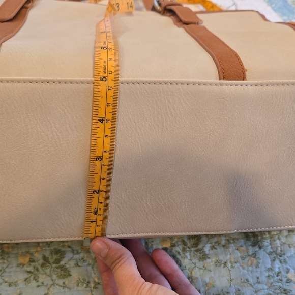 Ecosusi Elegant Creame and Tan Tote Bag - Picture 13 of 14